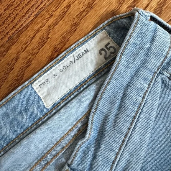 Rag &‎ Bone The Dre Distressed Jeans - Picture 5 of 9